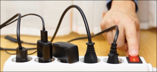 Tested: Should You Unplug Chargers When You’re Not Using Them?